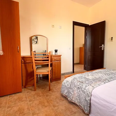 Apartmán Velika Garden 1 Bedroom Apartment, *